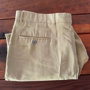 Men’s Burberry Golf Slacks Size 35